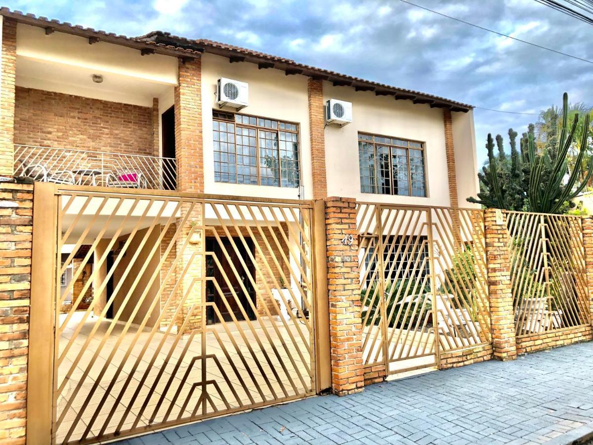 Вилла Casa Com Piscina Proximo Atrativos/ Wifi/ Garagem Фос-ду-Игуасу Экстерьер фото